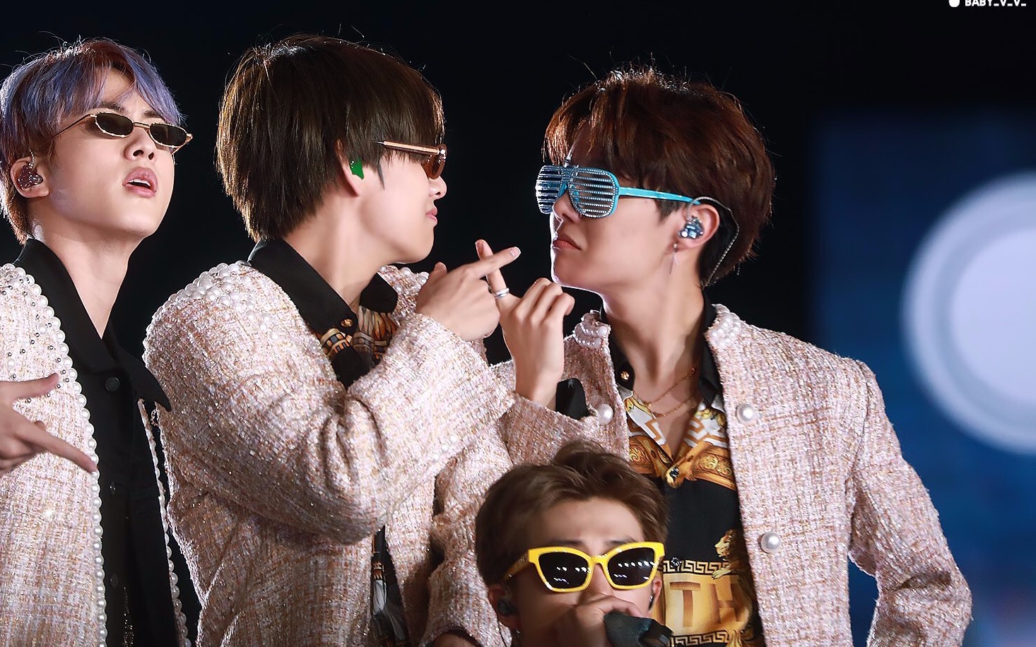 【vhope/霜花/泰锡】哥的笑点是你_哔哩哔哩 (゜-゜)つロ 干杯~-bili