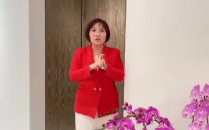 Télécharger la video: 不是每个人都适合长发？麦玲玲这样说！