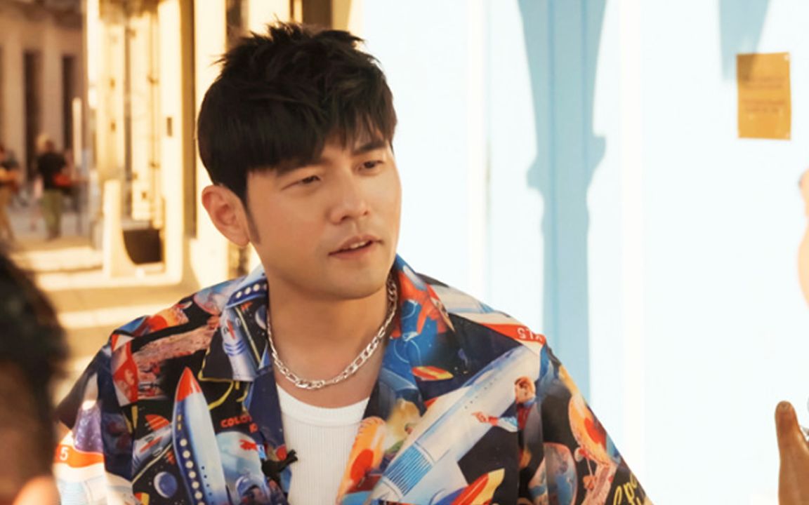 周杰伦新歌《mojito》被质疑,杨坤评价"一语双关",信息量挺大