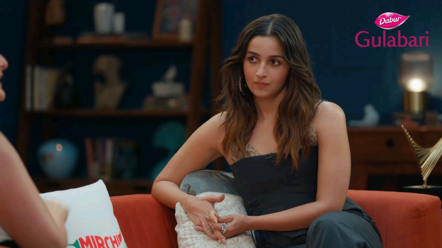 【谈话综艺】what women want s5 e1 阿丽娅布哈特 主持人 卡琳娜卡普