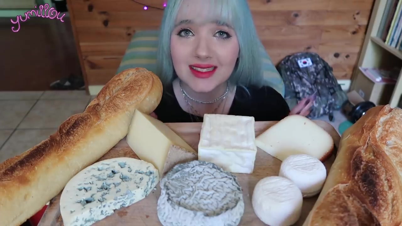 法式奶酪和法式长棍面包!FRENCH CHEESES & BAGUETTE MUKBANG!哔哩哔哩bilibili