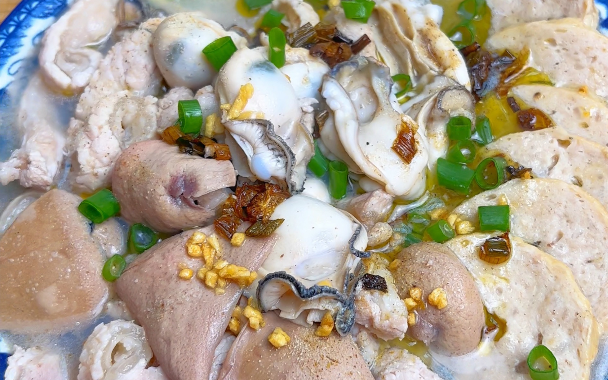 最近天气有点热,一个人吃饭:柠檬粿条汤做法