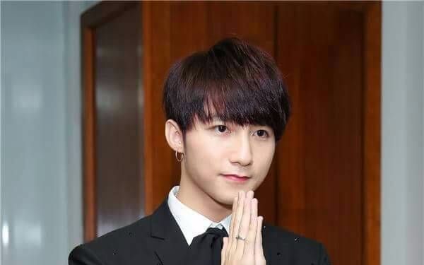 2047山松泰国曼谷采访视频_哔哩哔哩 (゜-゜)つロ 干杯~-bilibili