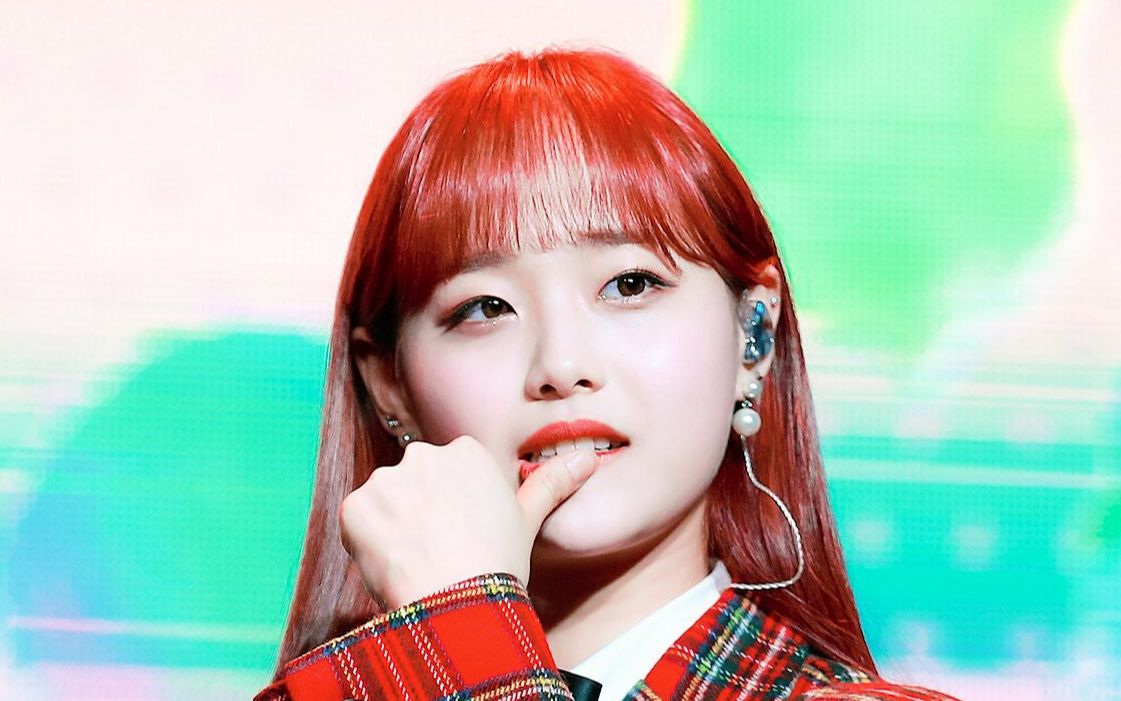 本月少女金智雨chuu所有签售fm等直拍站子lomotion在油管上上传的