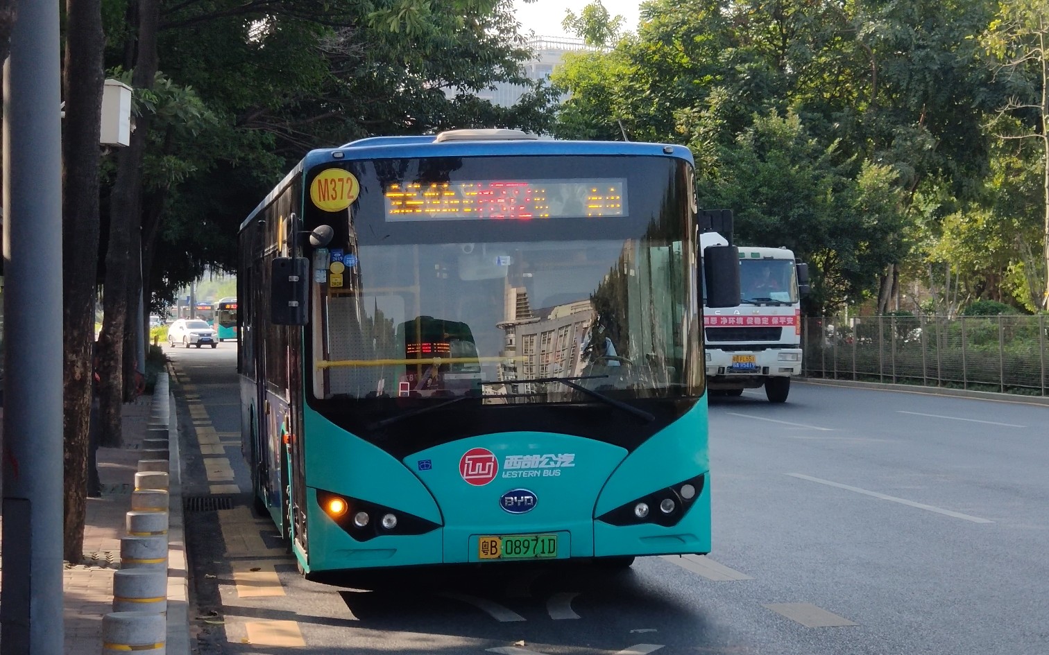 深圳公交m372线路西丽法庭～石岩公学