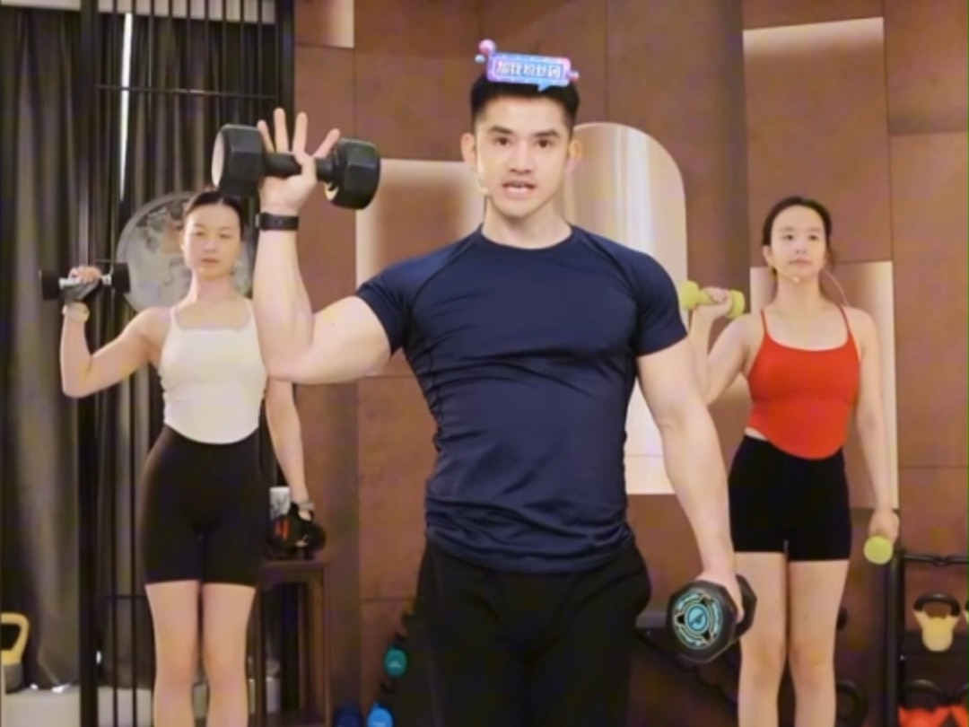 科二直播女教练叫什么（科二直播女教练叫什么名字） 科二直播女锻练
叫什么（科二直播女锻练
叫什么名字）《女司机科目二》 女科知识