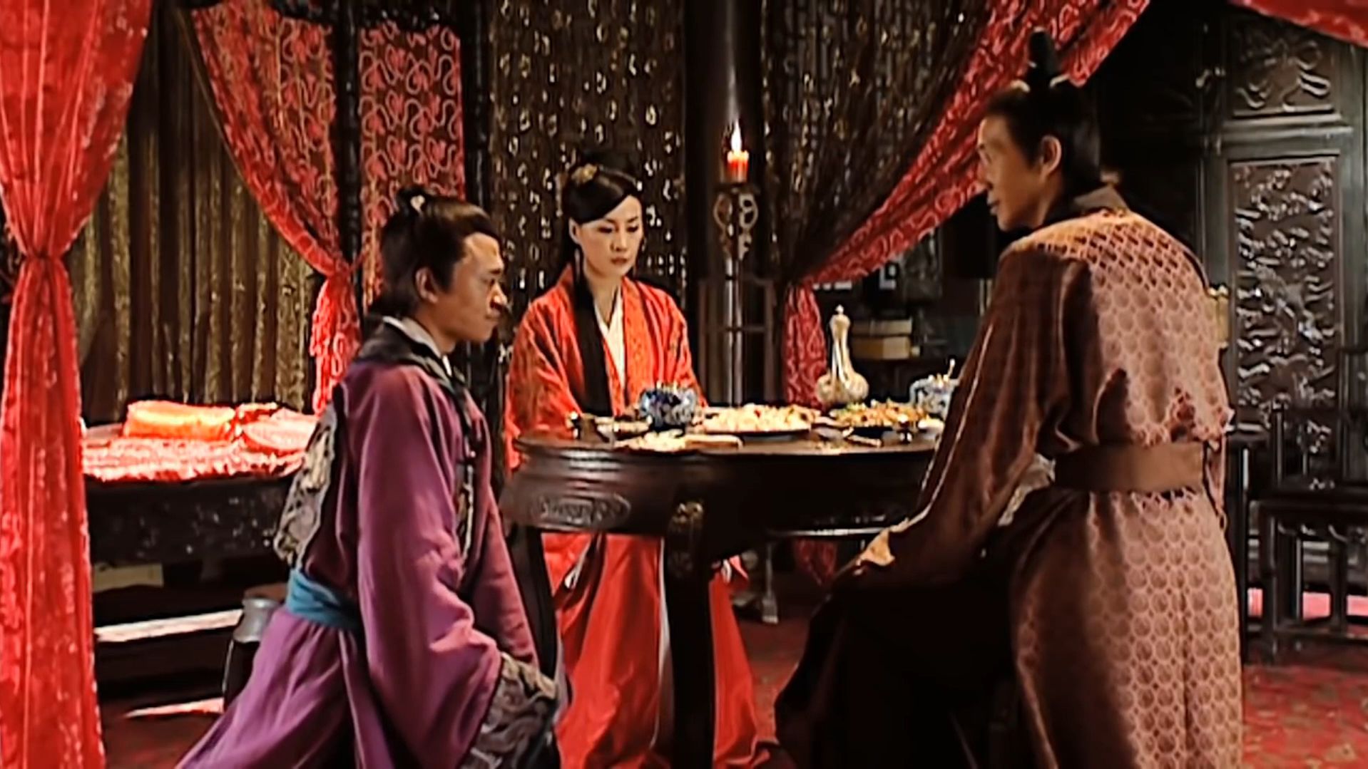 2】杨金水安排芸娘,服侍自己的干儿子李玄.准备让李玄去顶罪
