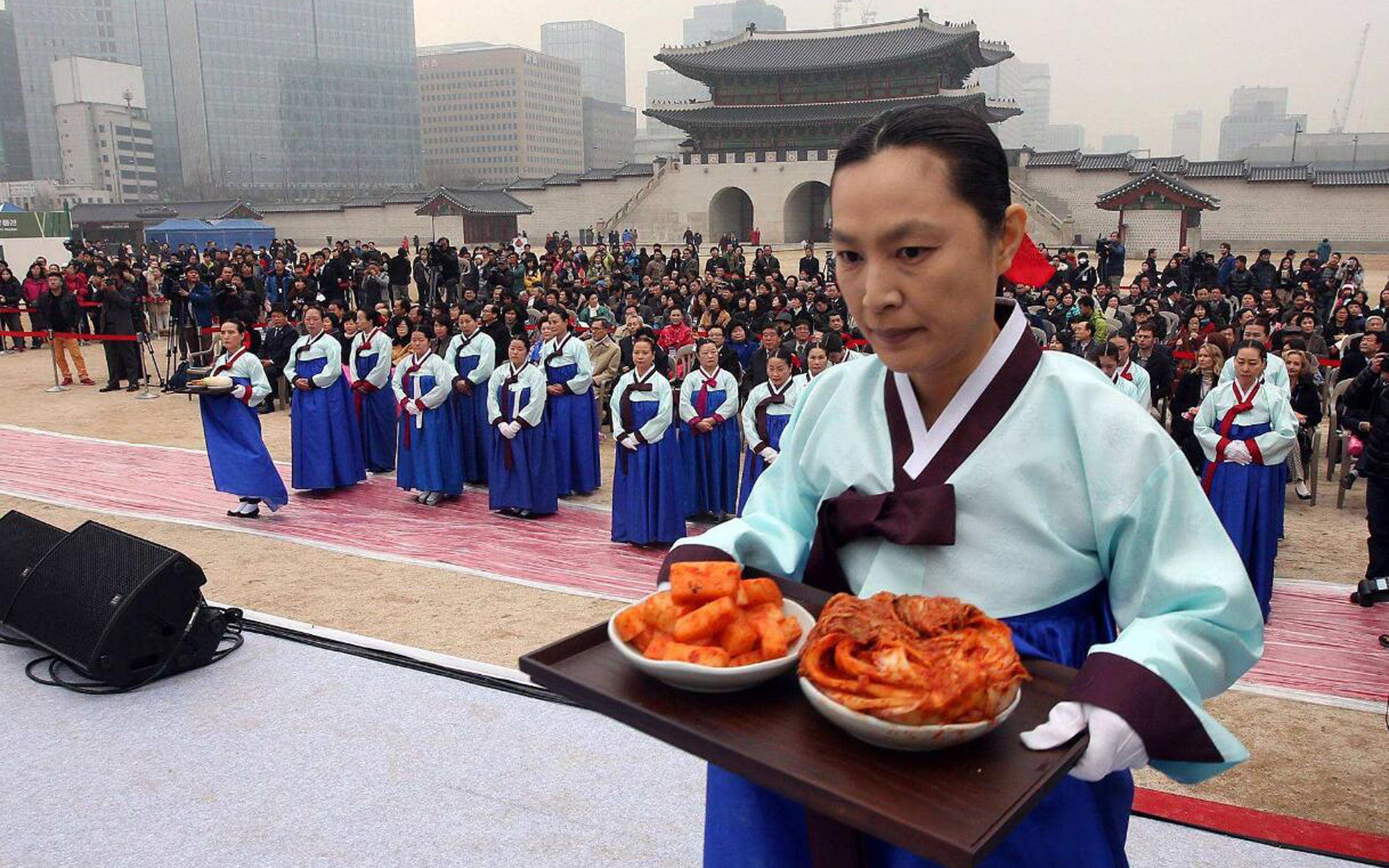 身土不二的韩国人,快吃不起白菜了.