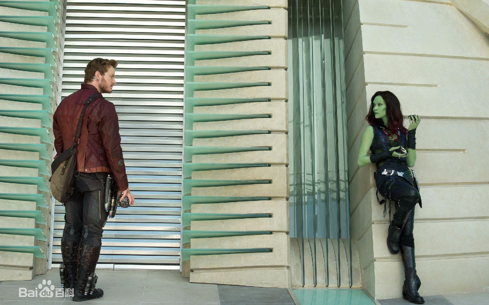 【痞氏影音】星爵 卡魔拉 火箭 格鲁特街头打架!