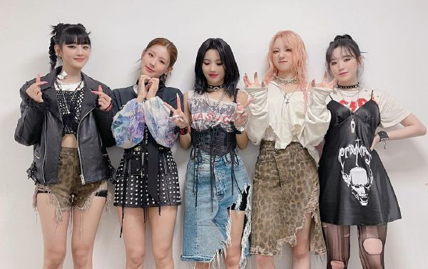 【消音现场 合集】220318 (g)-idle - tomboy_哔哩哔哩_bilibili