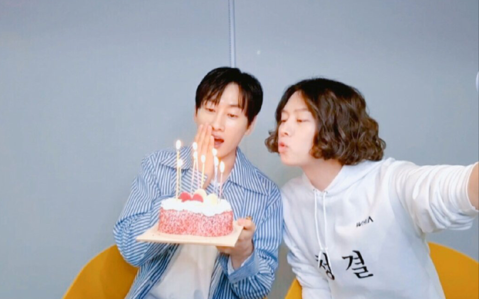 superjunior至亲line金希澈李赫宰游戏惩罚