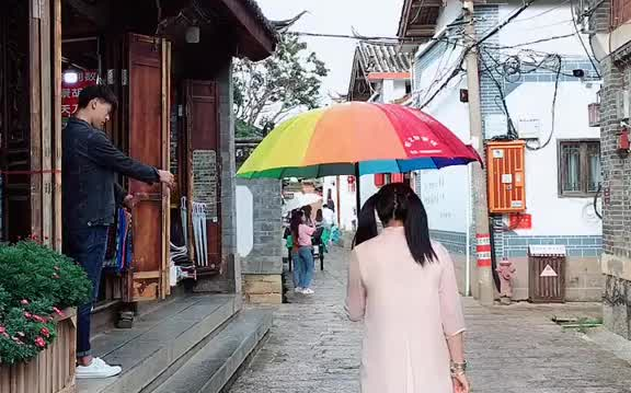 [图]天青色等烟雨，而我在丽江，等风等雨也在等你❤️💕丽江