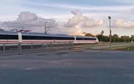 【看,火车!】广州地铁22号线车辆
