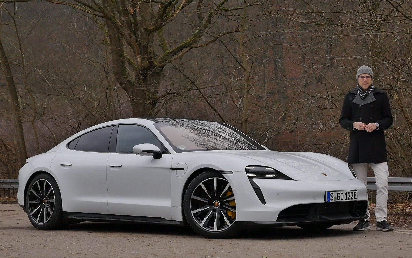 2021款 保时捷taycan turbo s -德国小伙带你极致深度评测_哔哩哔哩