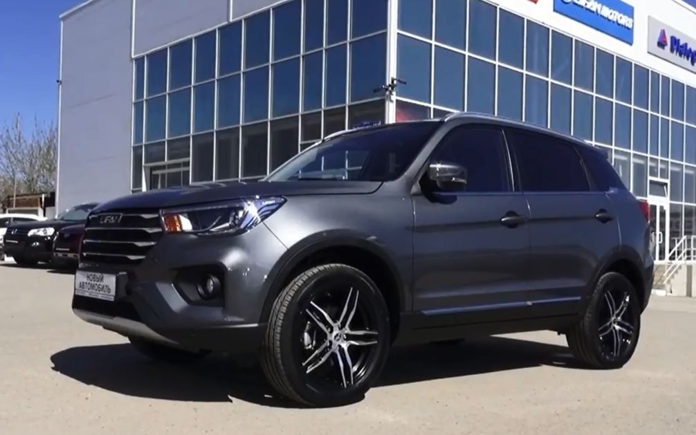 外国小哥力帆x70试驾评测(力帆在俄罗斯还是挺受欢迎的/寻找野生字幕