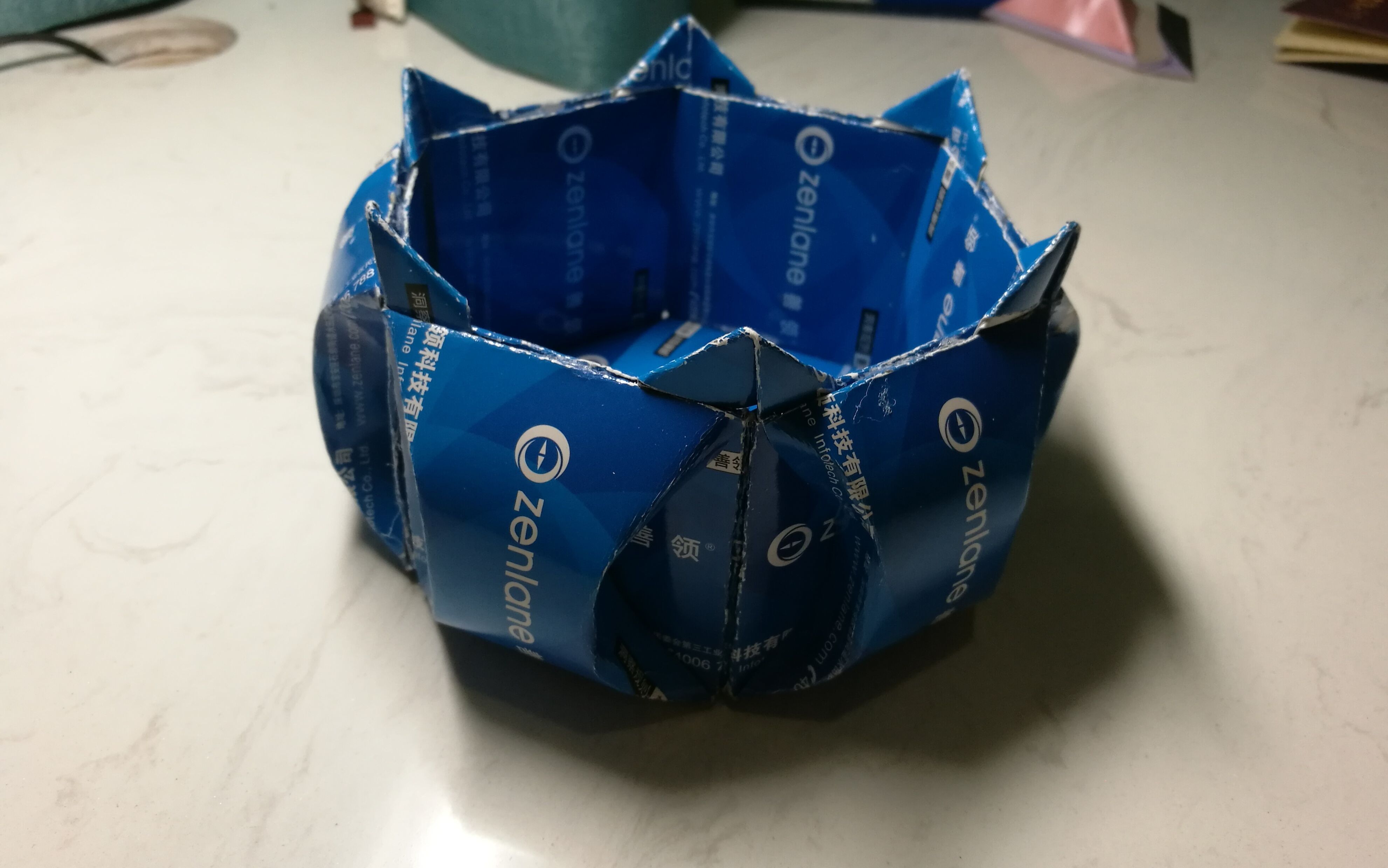 【手工向】变废为宝!用旧扑克牌做收纳盒