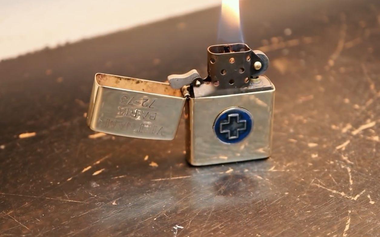 二战时期的zippo打火机修复最后出来的效果爱了