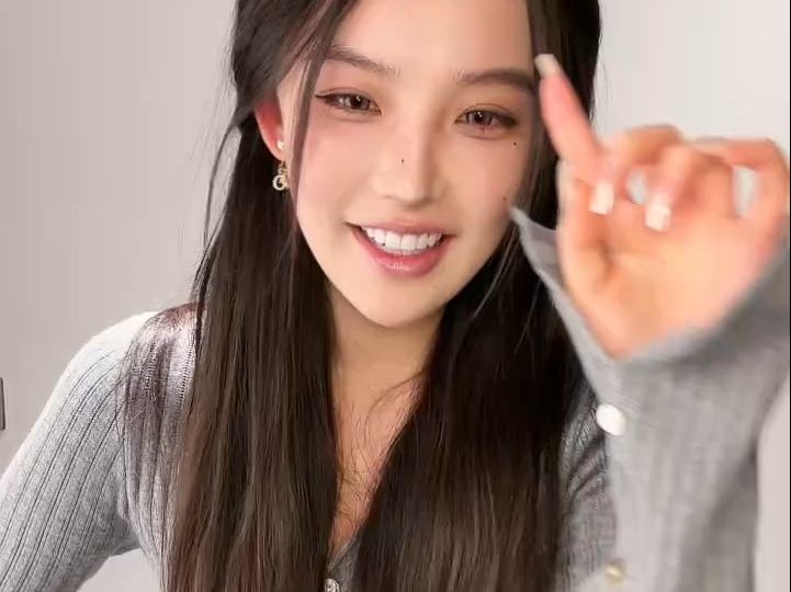 湛一款2024-02-09-17-47 除夕生日舞蹈