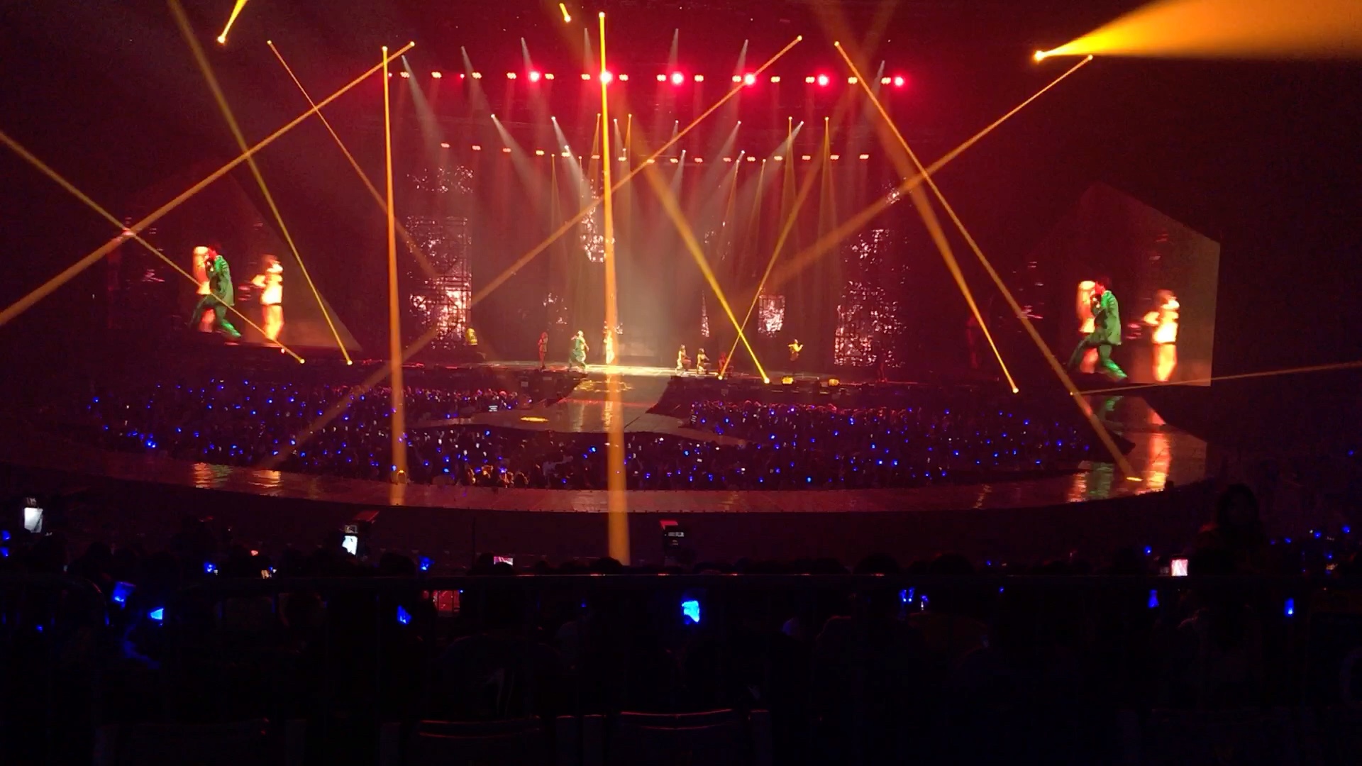 自录191026winner首尔演唱会宋旻浩solo舞台丨山顶视角