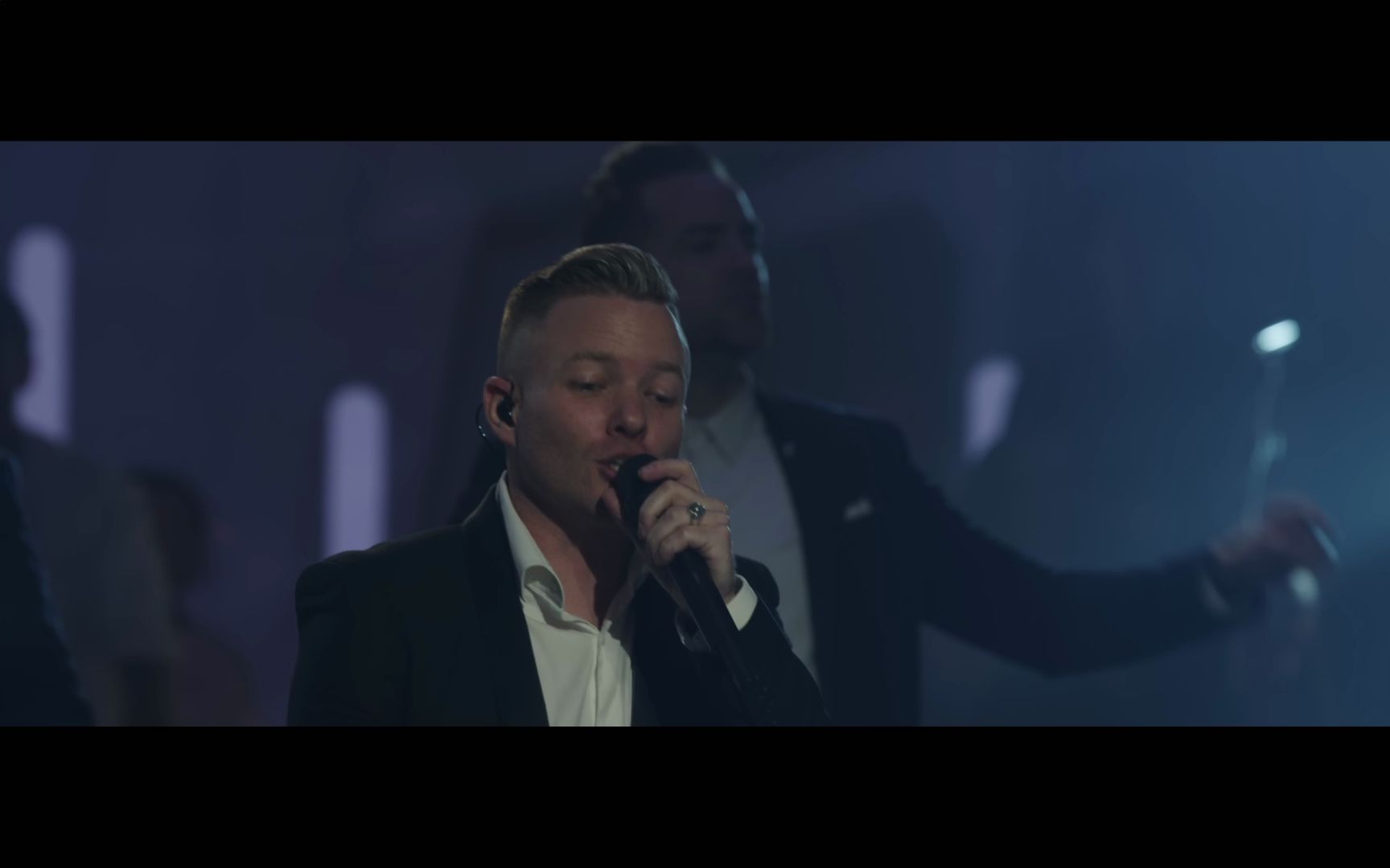 [图]O Come All Ye Faithful - It’s Christmas Live - Planetshakers Official Music Vide