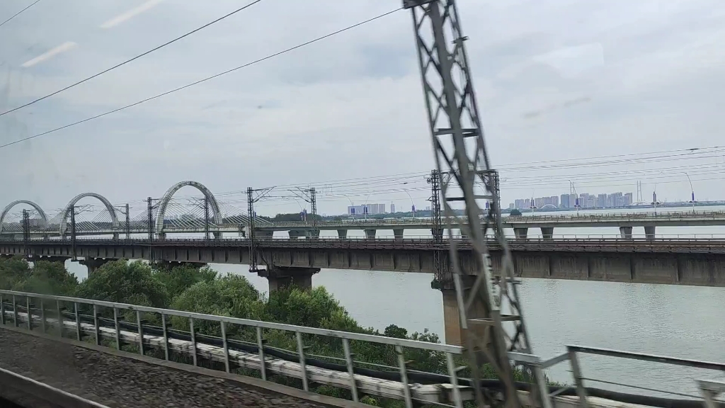 d3282/通過九江八里湖大橋