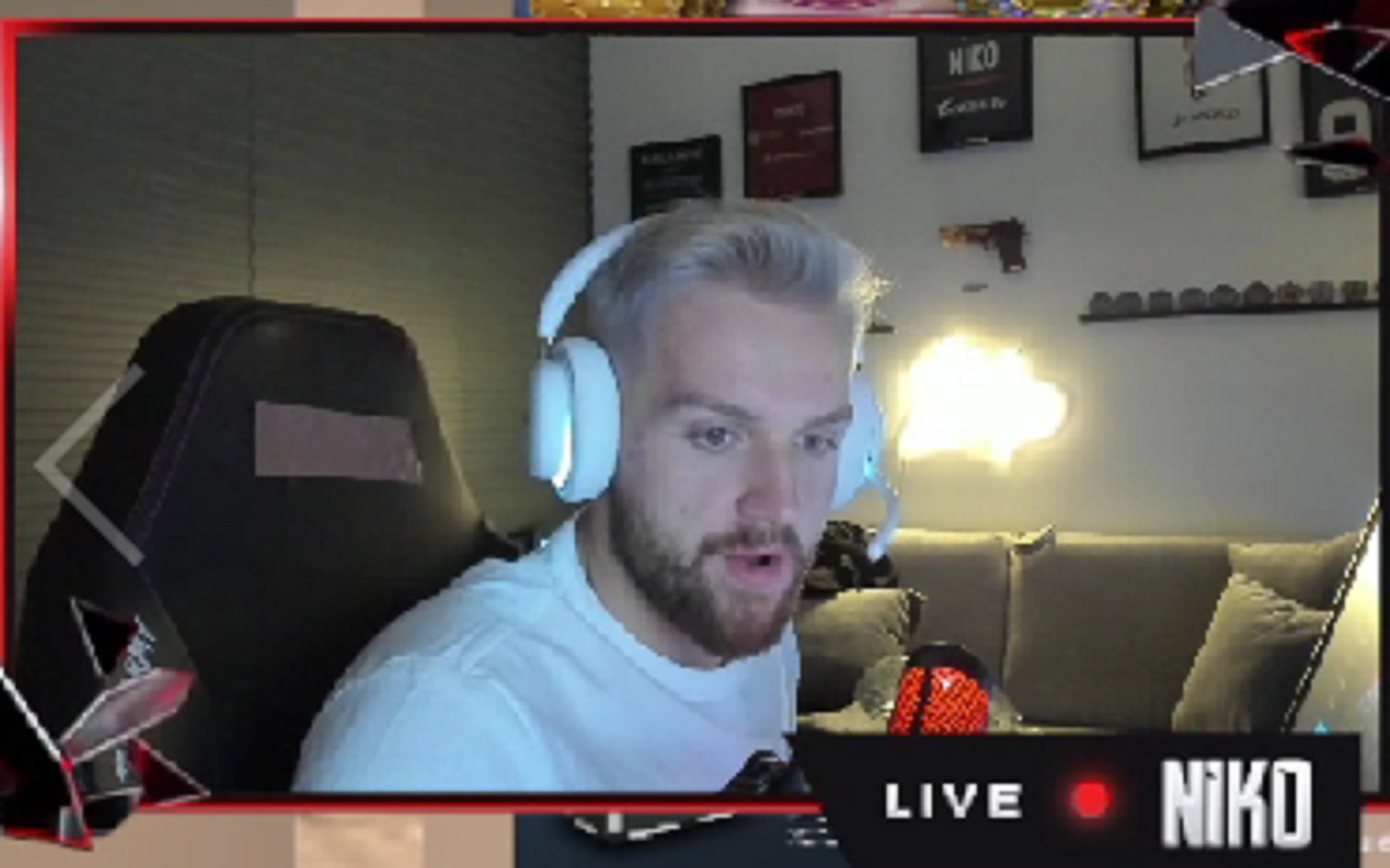 niko 白毛皮肤 直播录像 2022.11.10 (上) 【中英机翻字幕】