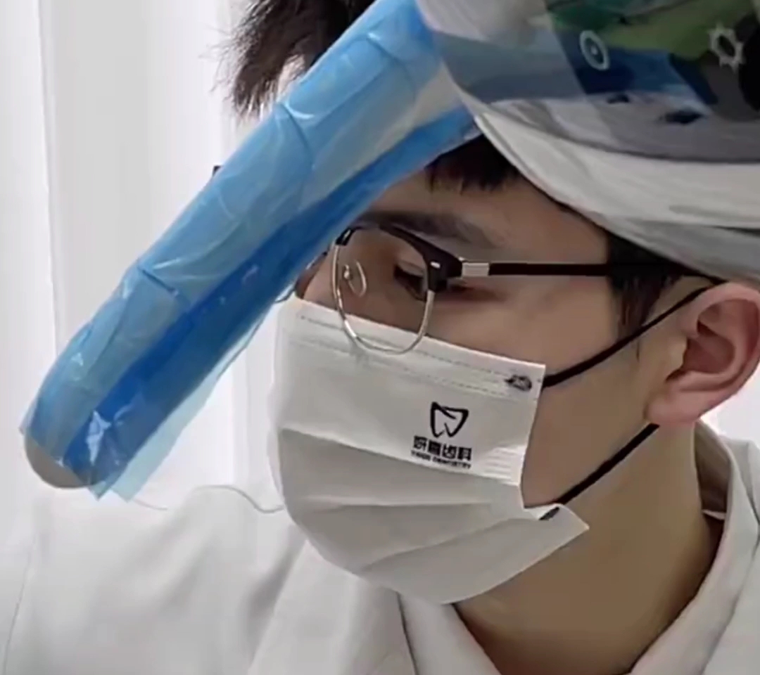 牙医那么帅,我也想经常去呢!