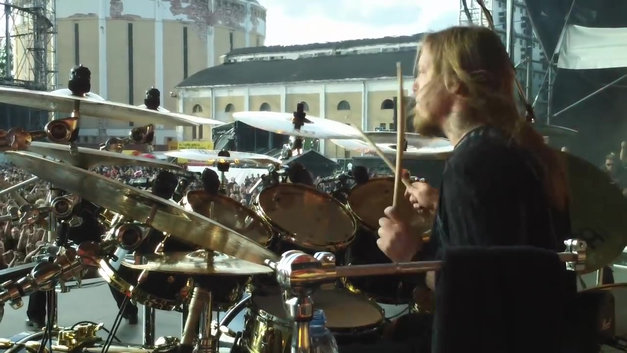 [图]Pearl Artist Fredrik Andersson-Amon Amarth Drum Cam Tuska 2011 - War Of The Gods