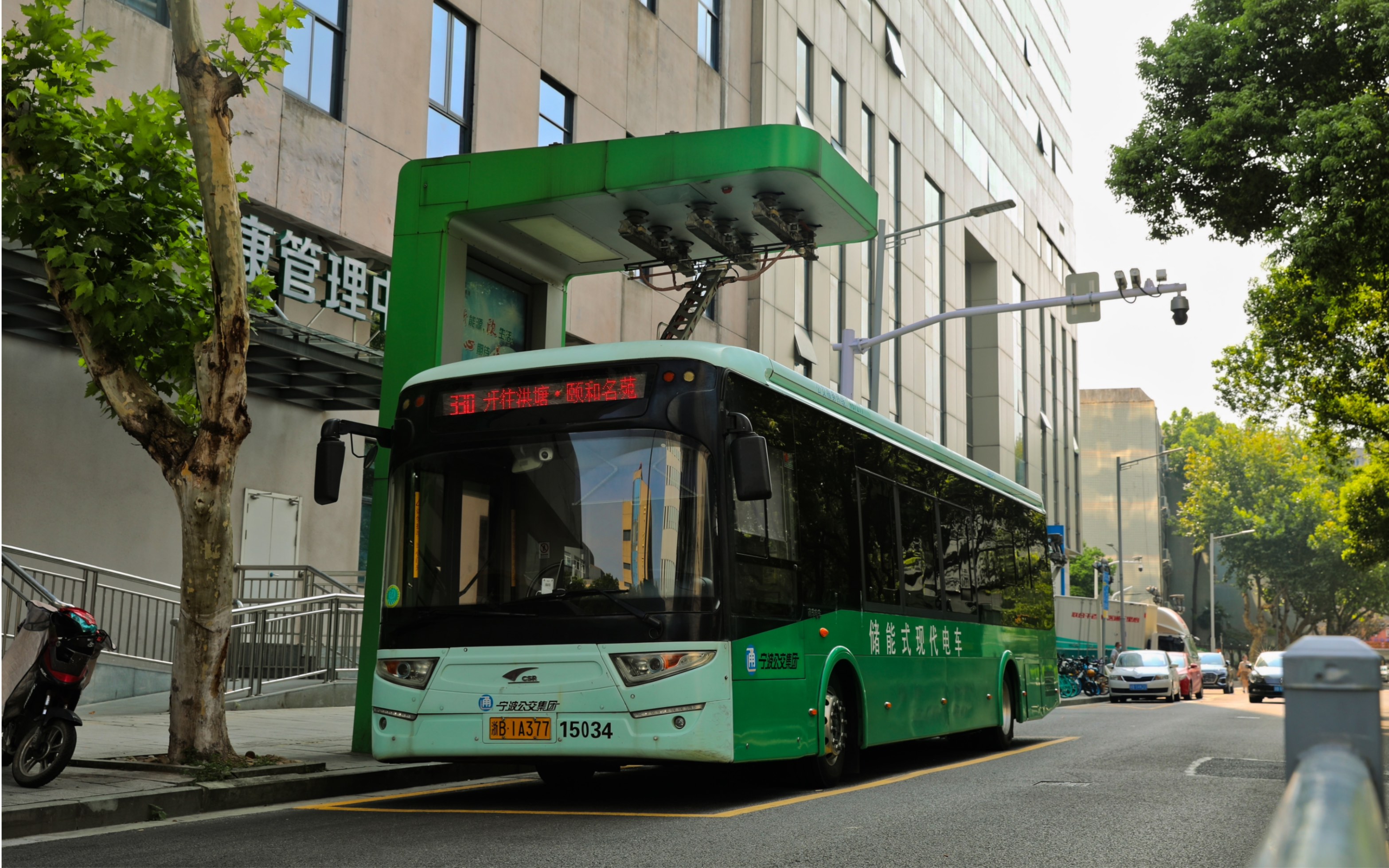 宁波公交csr6120gsev2超级电容车后排乘坐体验