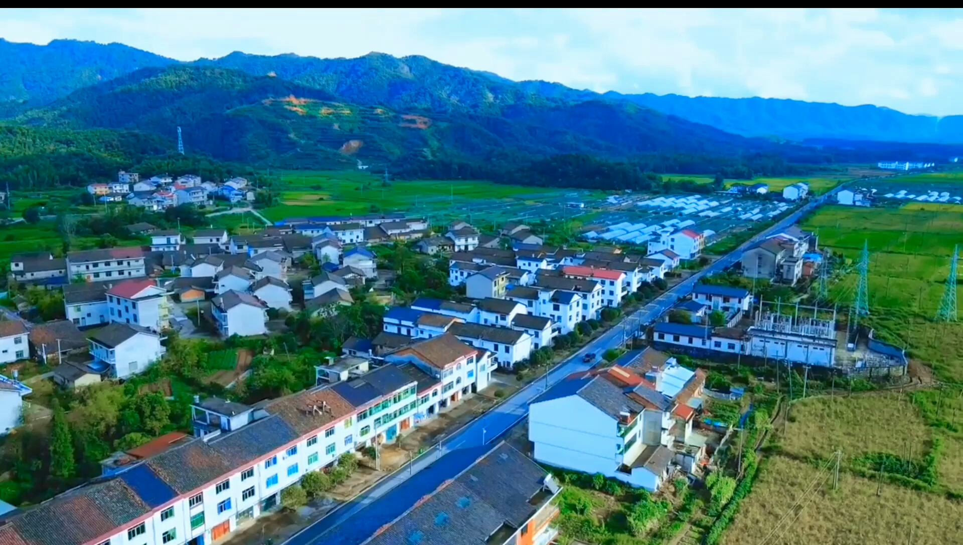 航拍江西抚州市崇仁县礼陂镇乡村振兴,这边风光更加美好,幸福礼陂.