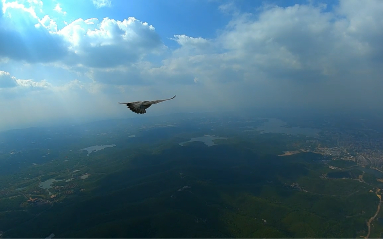 你相信云里有拉普达吗?固定翼fpv穿云 大疆天空端dvr