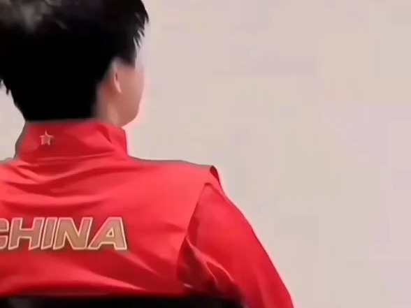 好可爱的背影啊#孙颖莎#独一无二的你#无敌小可爱