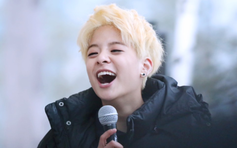 【amber刘逸云】amberwa 1st photobook dvd package _idiosyncratic