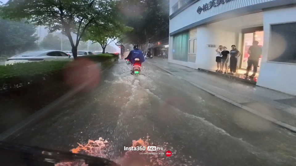 一名无锡的碧蓝航线指挥官8月14日回家时的精神状态