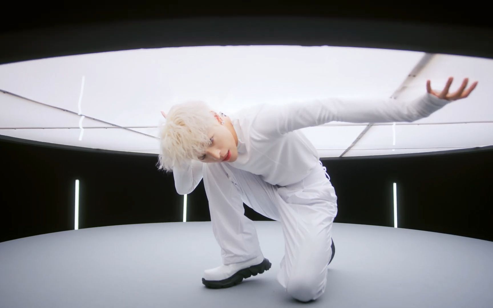 kim woojin ready now official mv