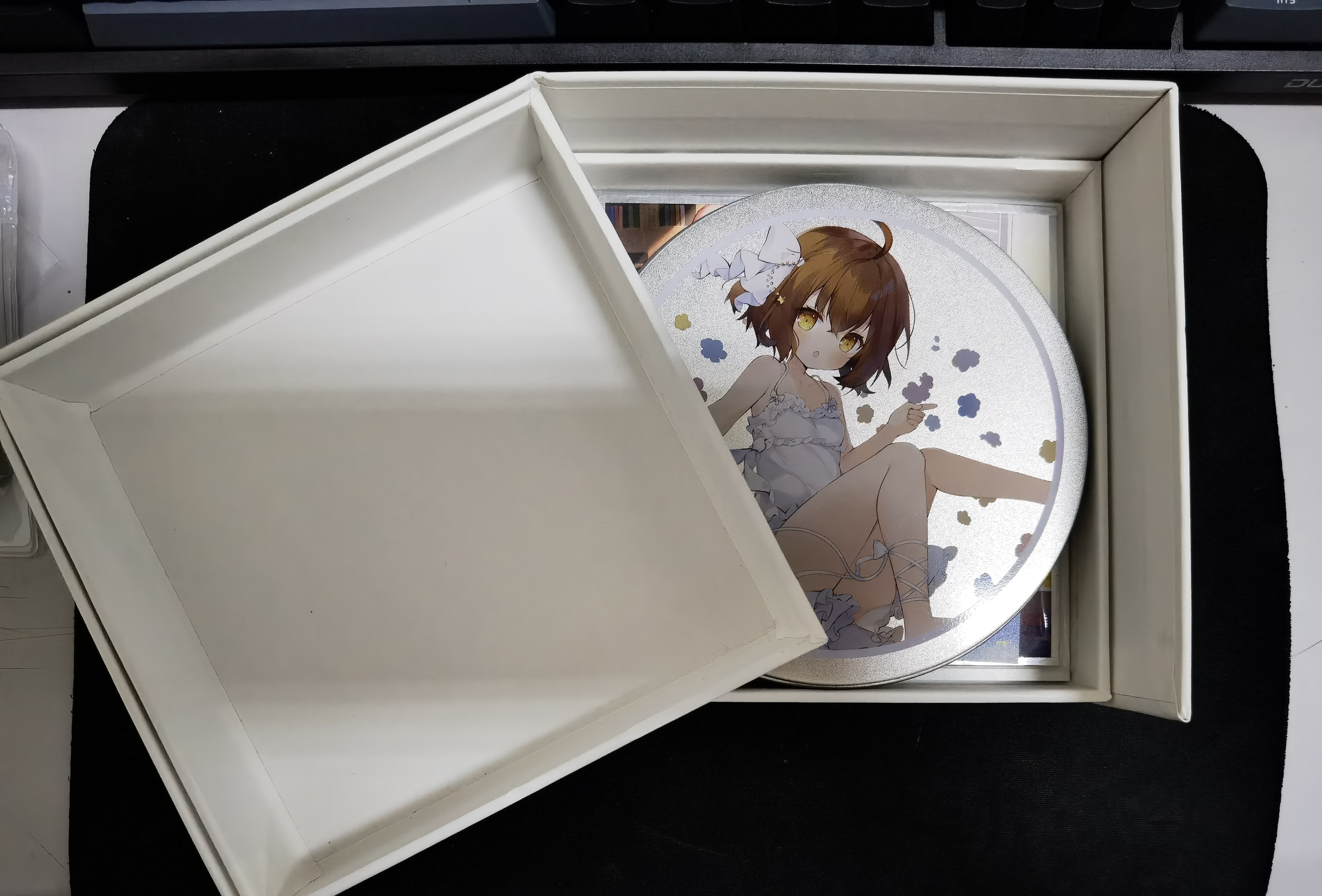 hanser专辑开箱记录 豪华版有签名哦兄弟们_哔哩哔哩_bilibili