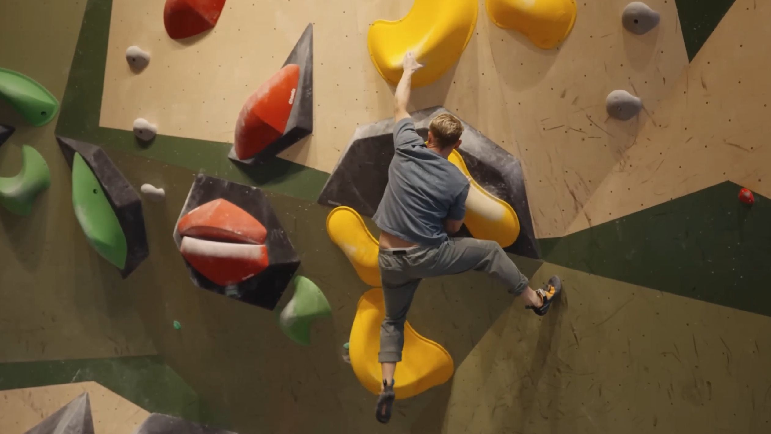 [攀岩] "this is the most beautiful climbing gym ever" - magnus