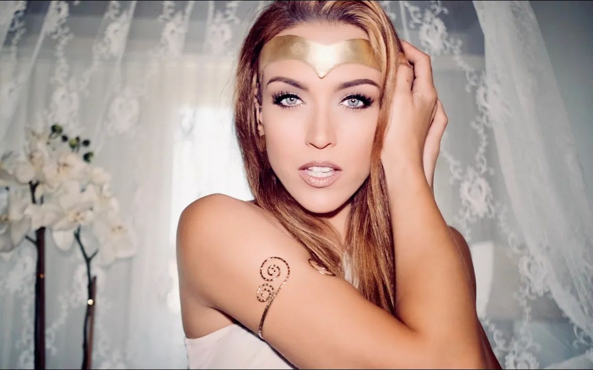 助眠ginacarla神奇女侠的圣殿