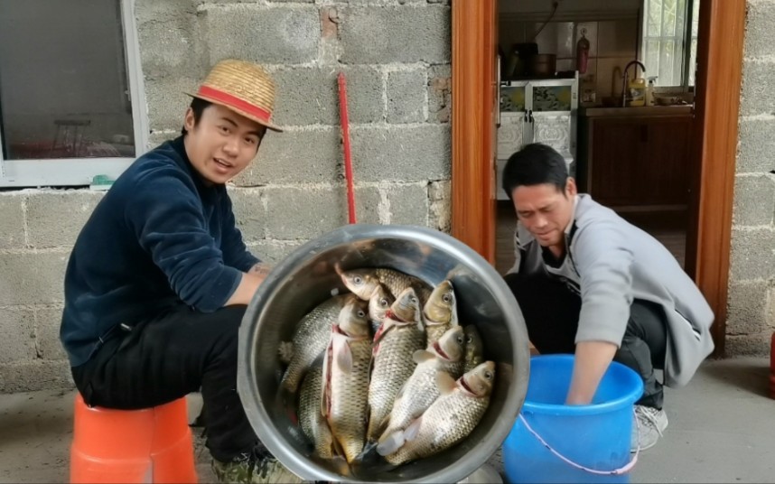 [图]来聊聊我跟酒神和三叔到底什么关系，以及颠老表和他们的恩怨情仇