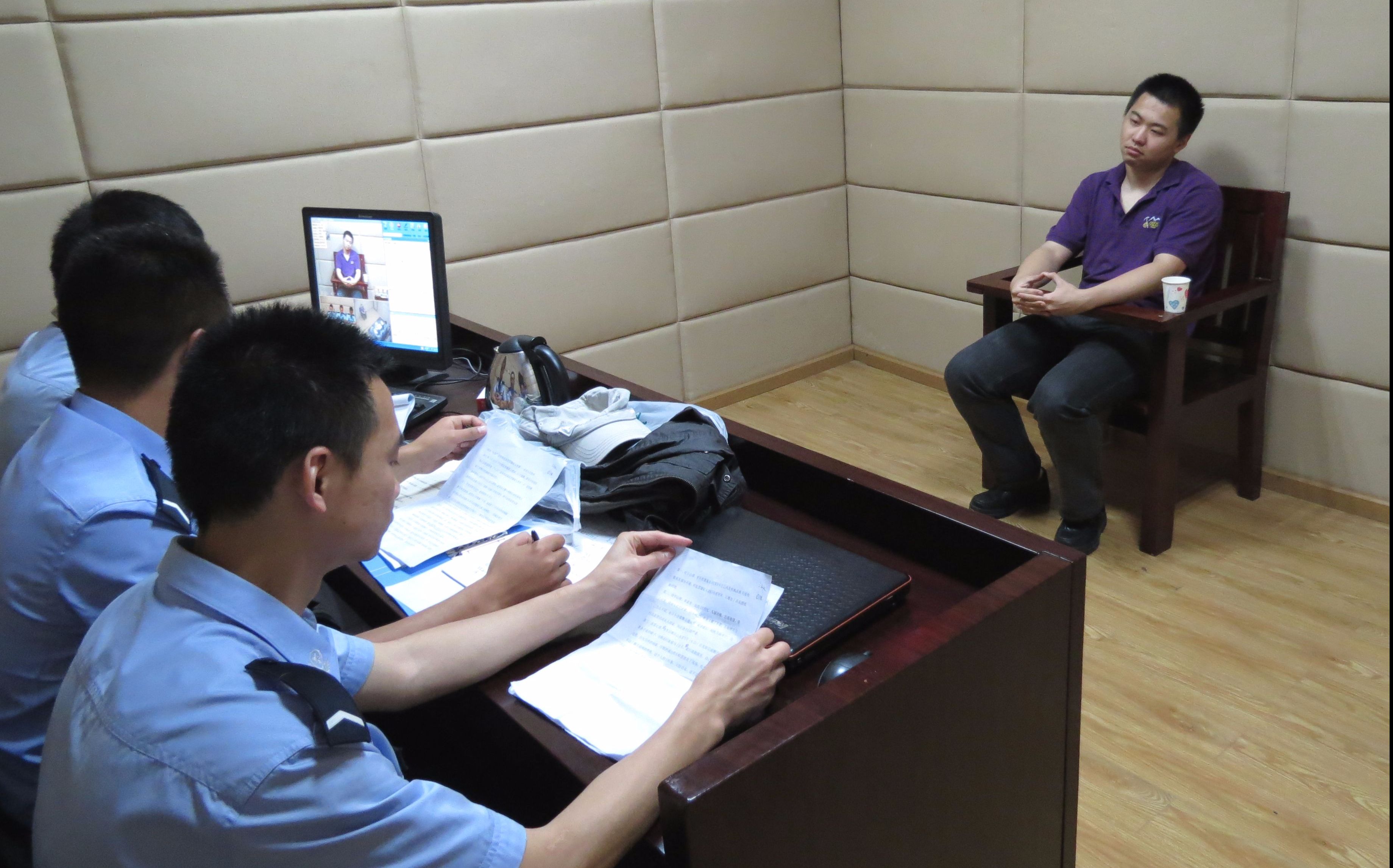 在美国,嫌疑犯为什么有权保持沉默?