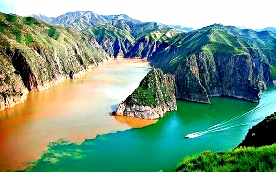 我国最奇特的河流一半清澈一半混浊相交却不相溶