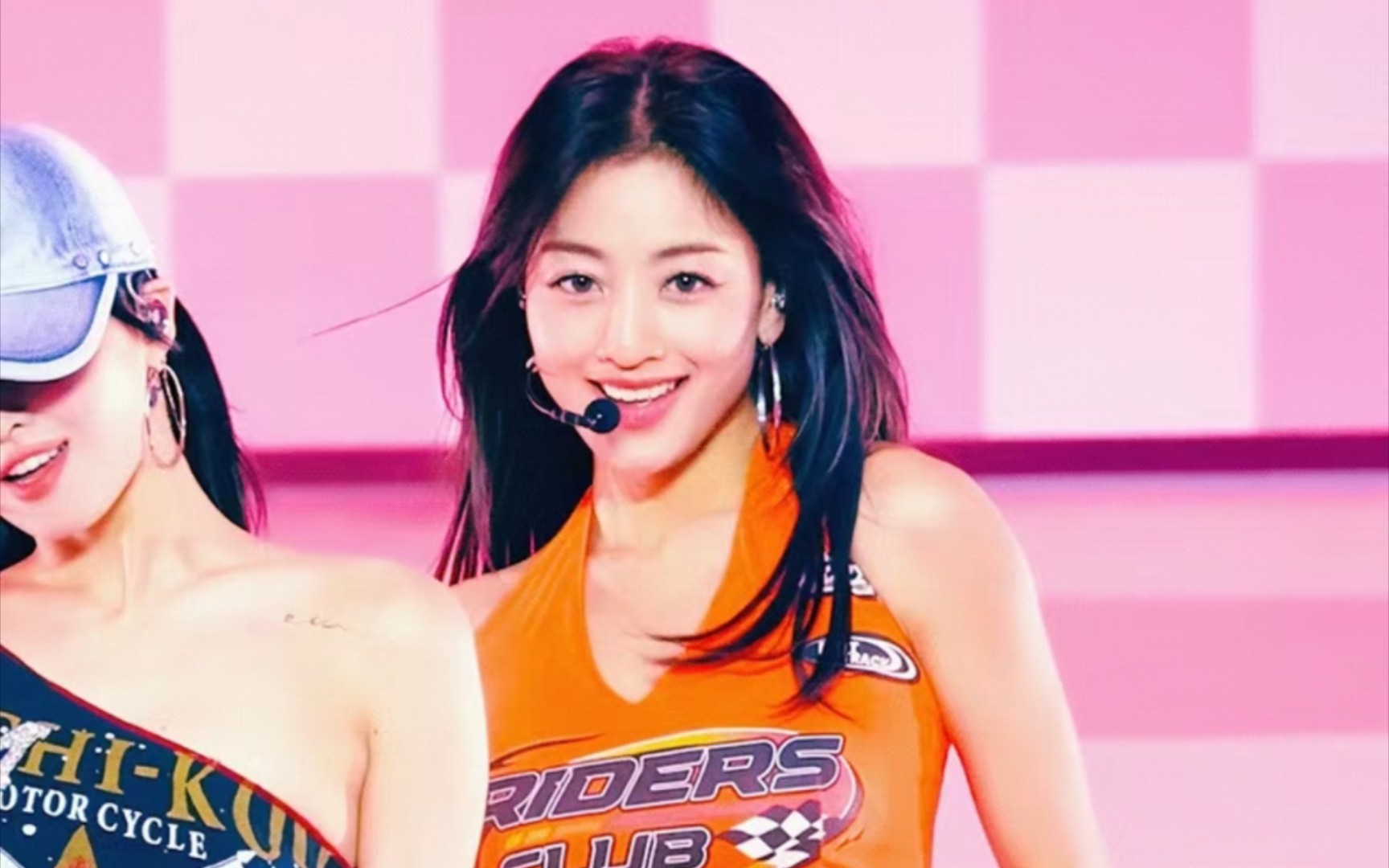 朴志效solo要是走这个风格会爆吧!整个明媚的小队-twice