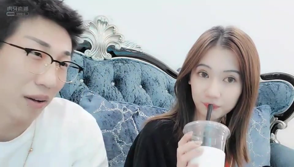 10月4日15点16点欢迎白金主播葫芦妹视察