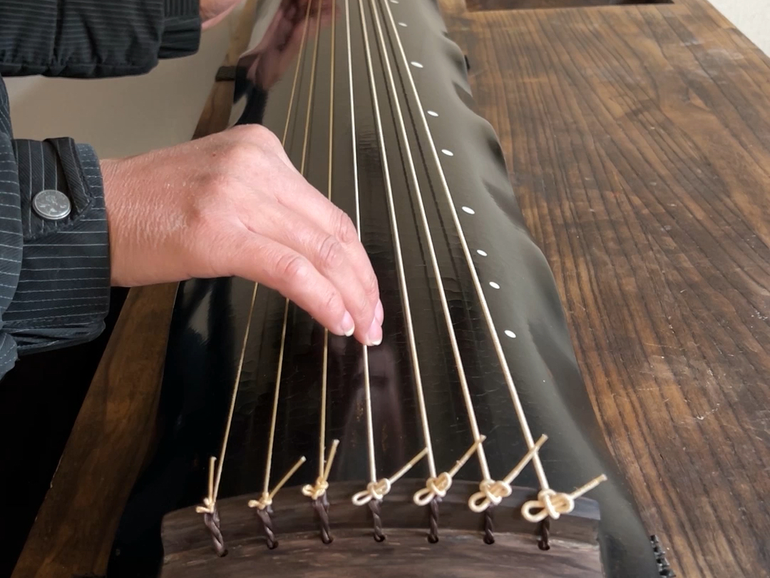 三百年老杉木蕉叶式断纹款丝弦