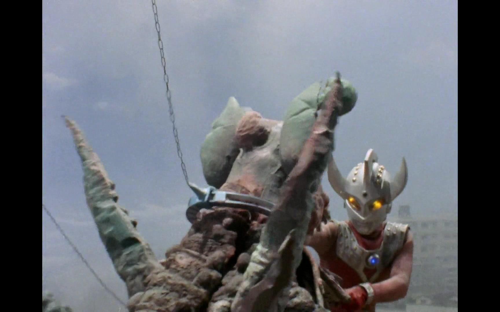 泰罗奥特曼国语第16集怪兽与埙