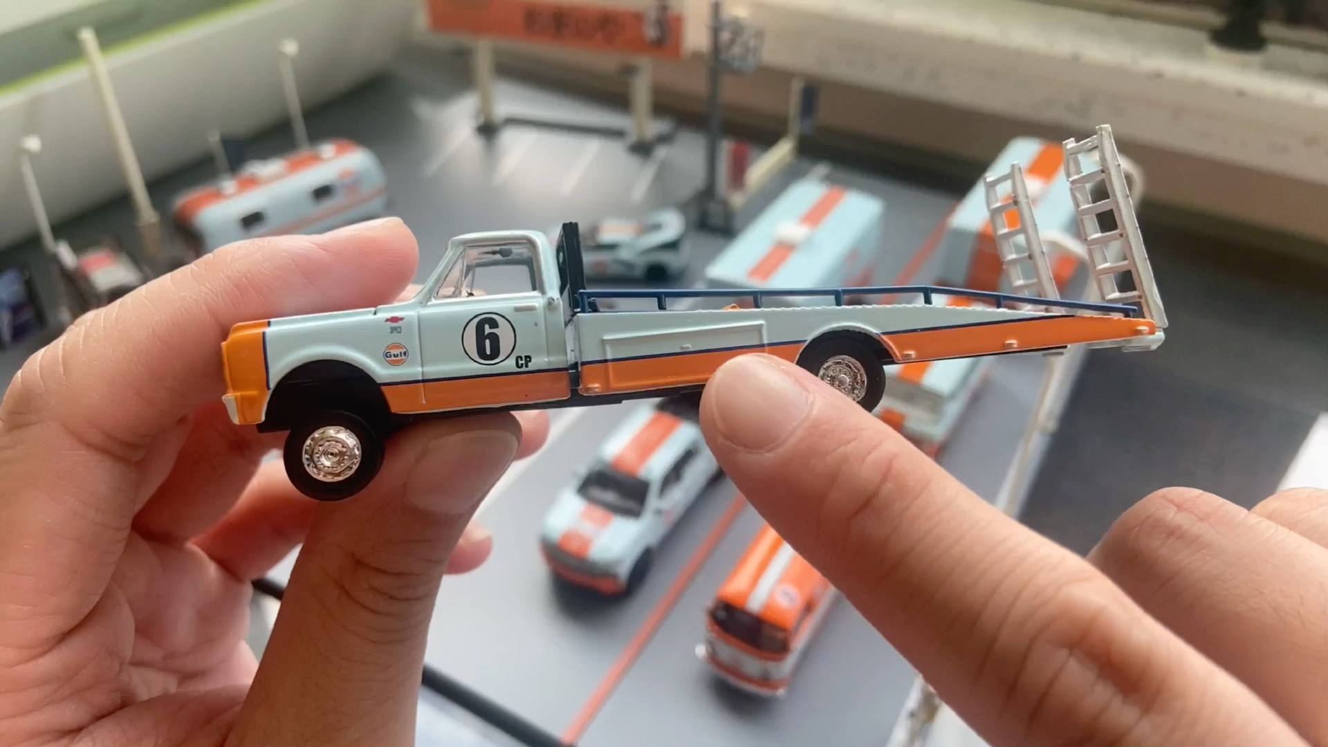 小比例车模最美ip海湾石油涂装第三集绿光拖挂车系列