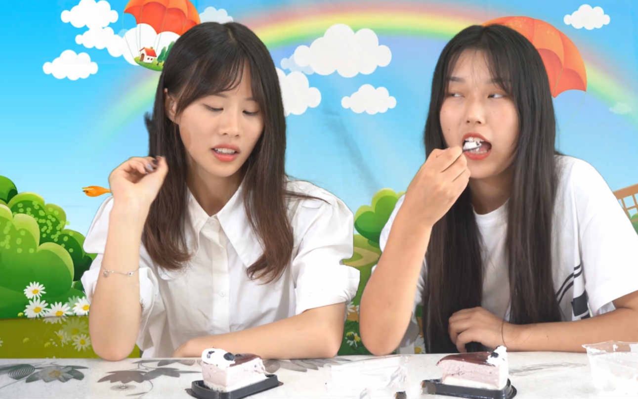 益智玩具系列吃货姐妹吃慕斯蛋糕奶油顺滑可口好吃停不下来