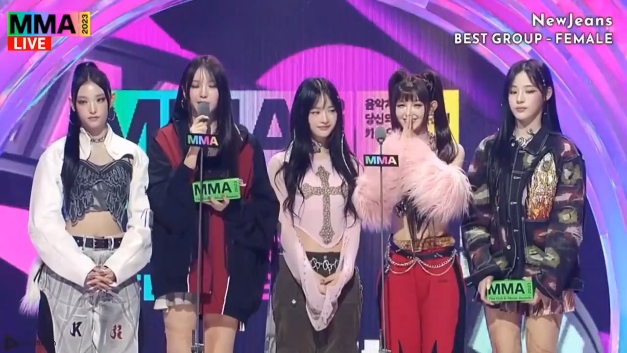 【MMA】BEST FEMALE GROUP最佳女团:NewJeans 获奖感言 231202哔哩哔哩bilibili