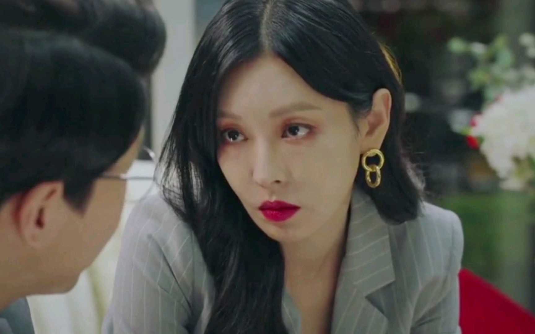 活动作品金素妍千人千面千老师演技真绝了顶楼