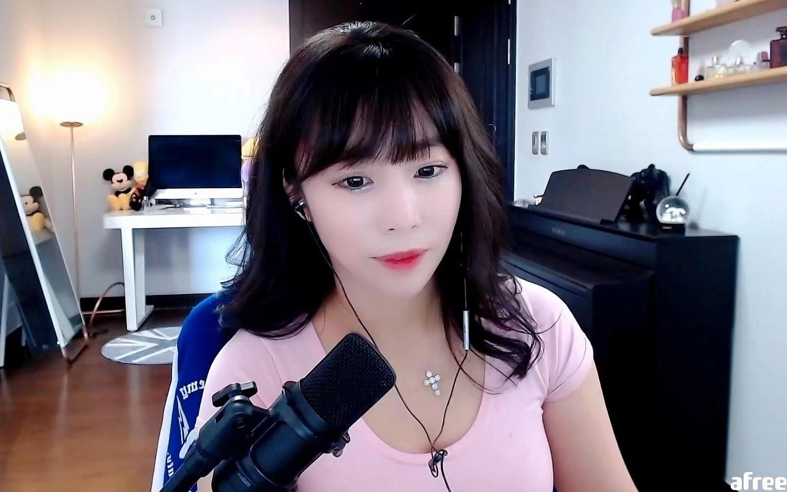 女帝tossgirl星际争霸直播20220417